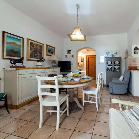 Azzurra * Corsano (Apulia)